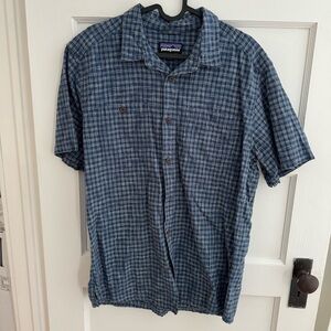Patagonia Men's Blue Plaid Shirt